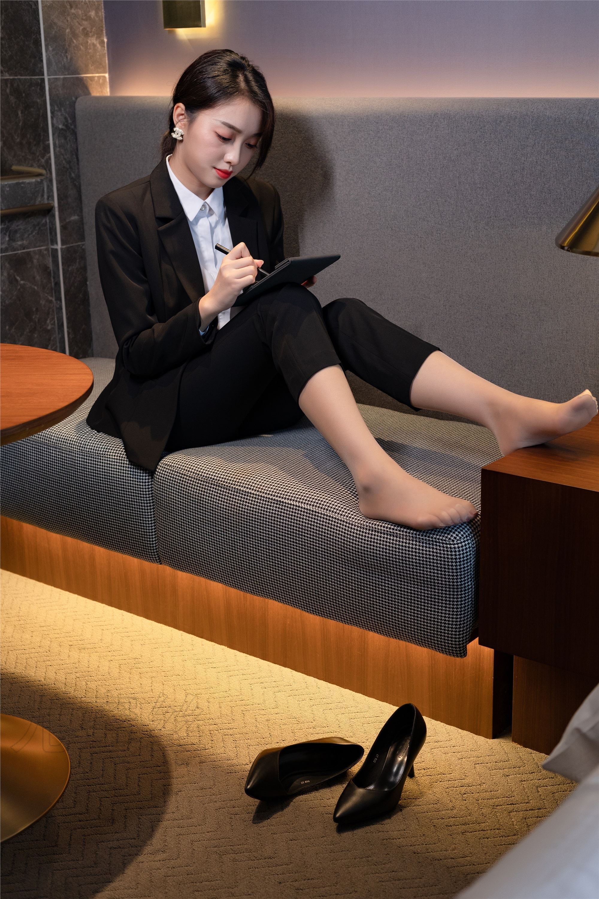 尤蜜丝 穿搭写真 NO.067